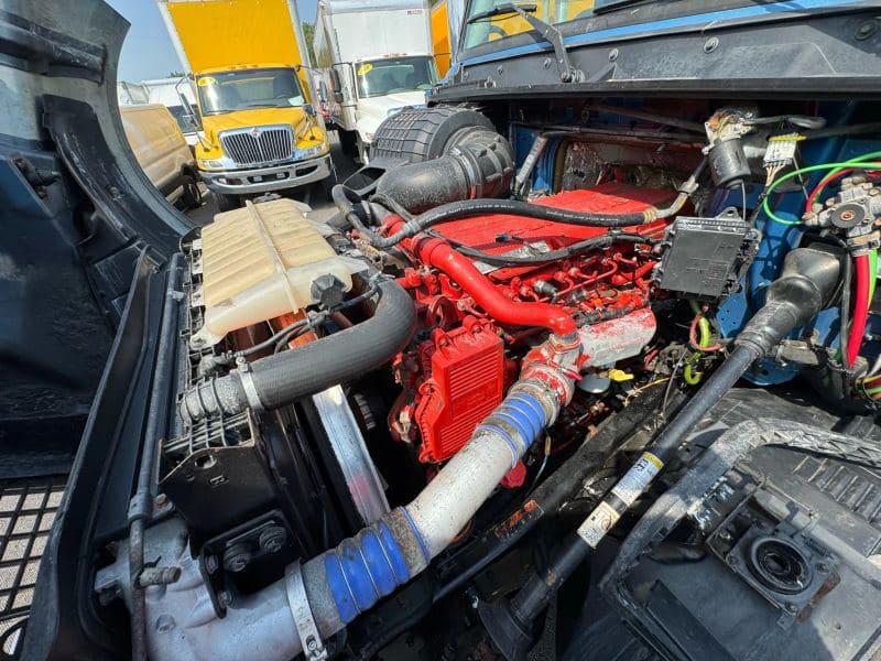 2012 Volvo VNL image 101