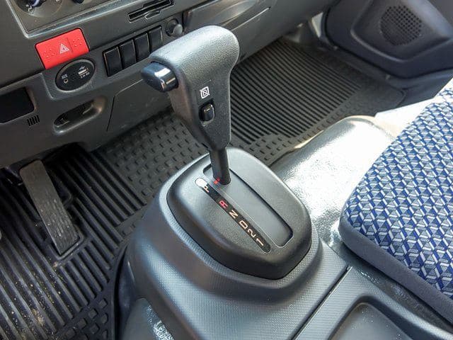 2024 Chevrolet 5500 XD LCF Diesel Work Truck 24'x102"x97" Box Truck image 14