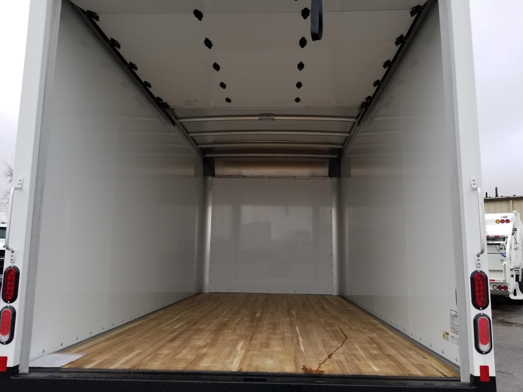 2023 HINO S4 119413 image 5