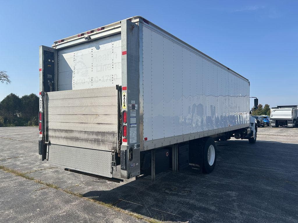 2020 Hino 338 image 5