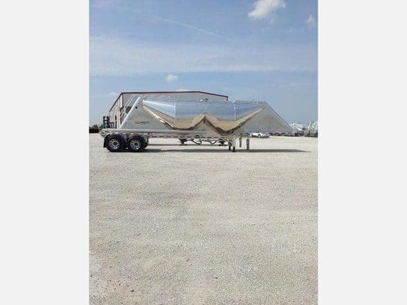 2025 Mac Trailer Mfg 1650 Cft image 3