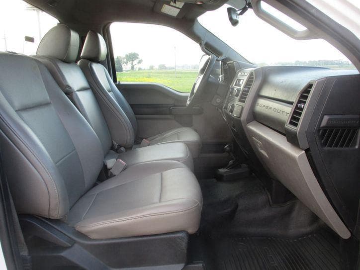 2017 Ford F550 BUCKET TRUCK 4X4 image 15