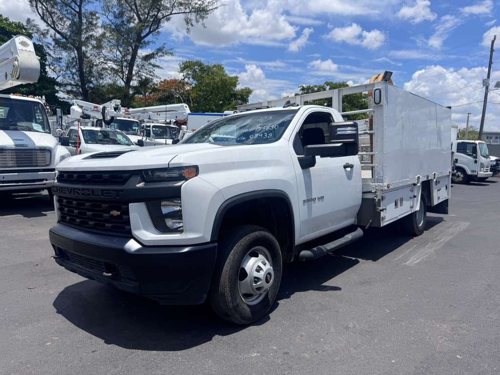 2022 Chevrolet Silverado 3500hd C/C image 3
