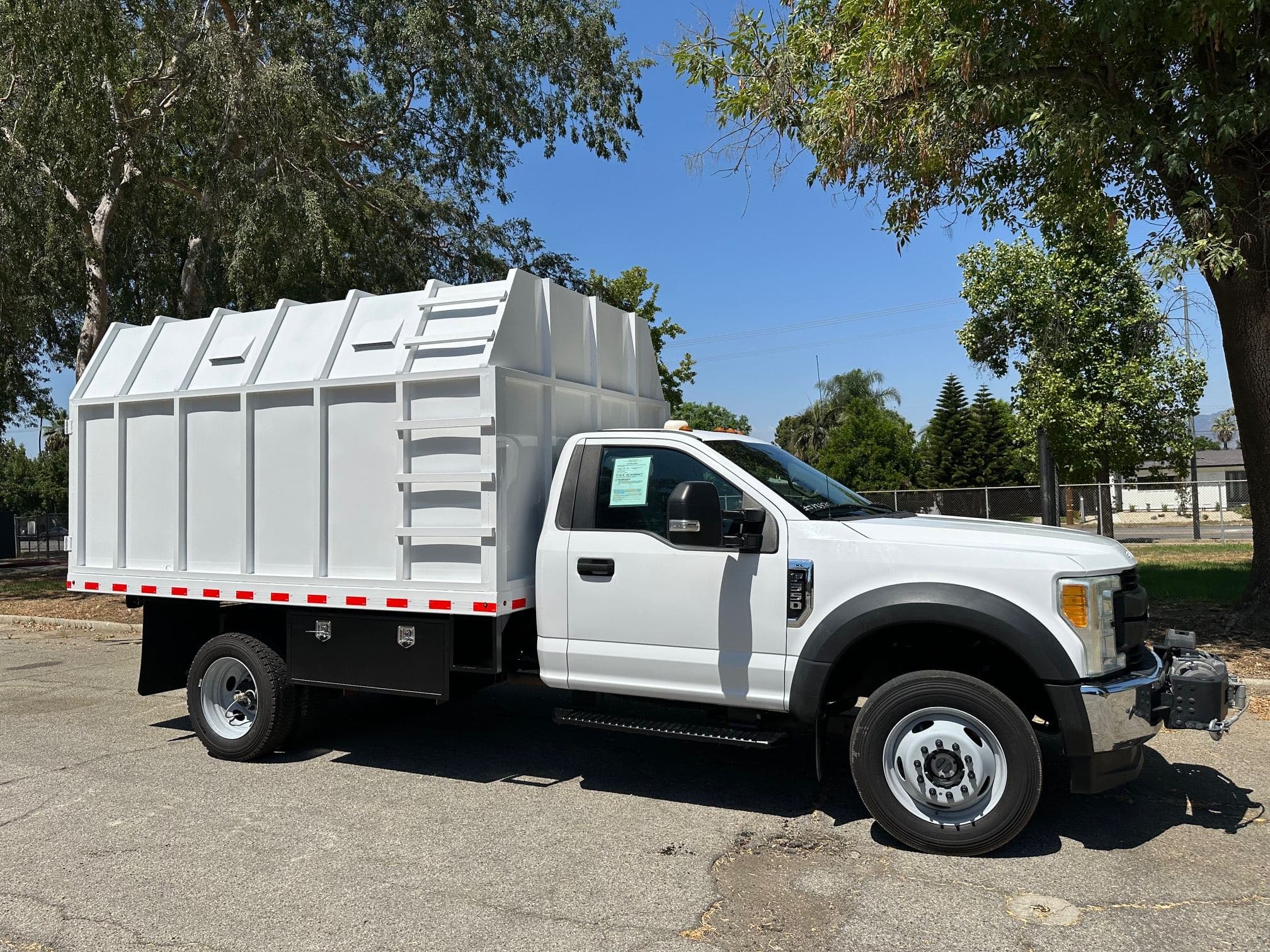 2017 FORD F550 SD 4x4 Chipper Dump Truck  13438 image 5