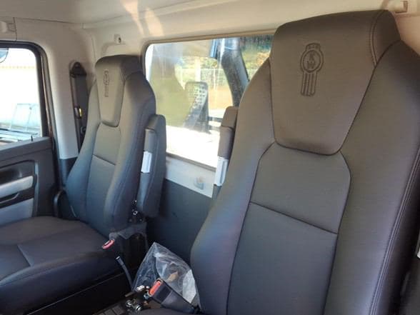 2026 Kenworth T880 image 11