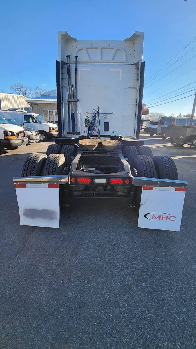 2014 Peterbilt 365 image 10