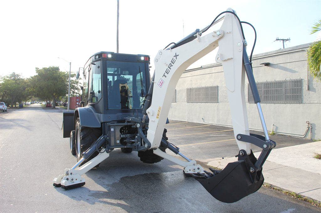 2016 Terex TLN830 image 11