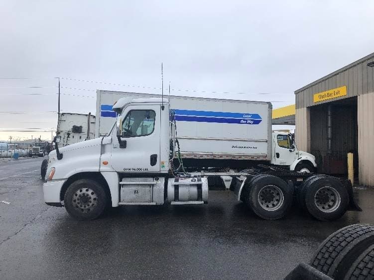 2018 Freightliner Cascadia image 10