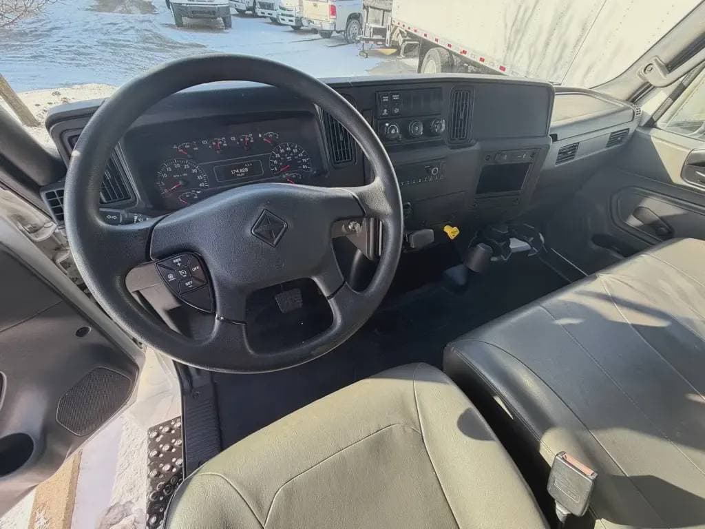 Used 2024 INTERNATIONAL Box Truck - Straight Truck, Moving Van, Expeditor-Hotshot - MV607 For Sale image 8