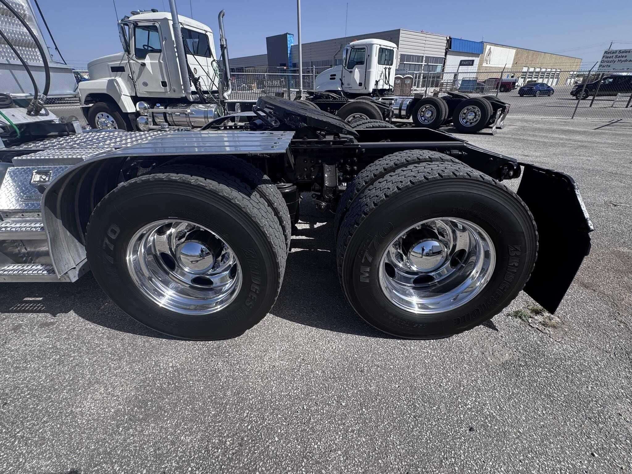 2018 Mack CXU613 Pinnacle image 7