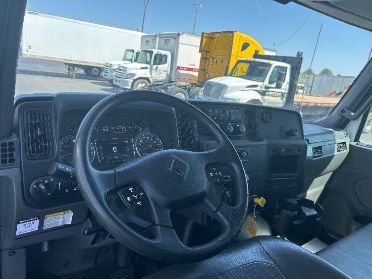 2022 International MV607 Box Truck - 220HP, 6 Speed Automatic, Roll up Door image 17