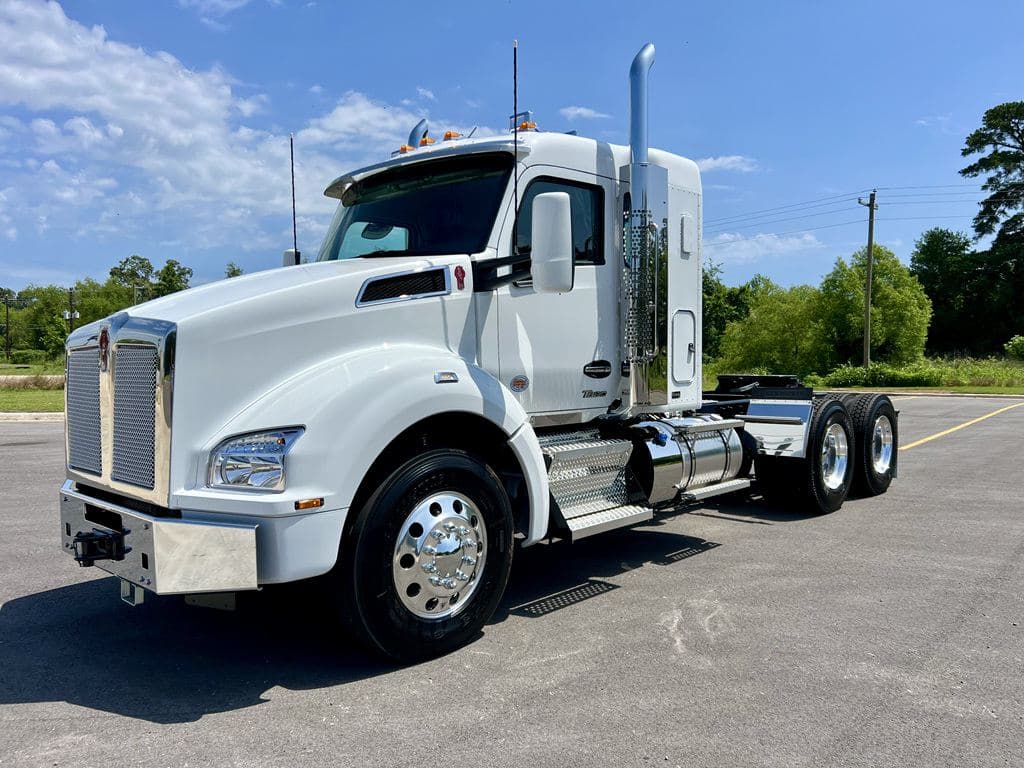 New 2027 KENWORTH T880 image 4