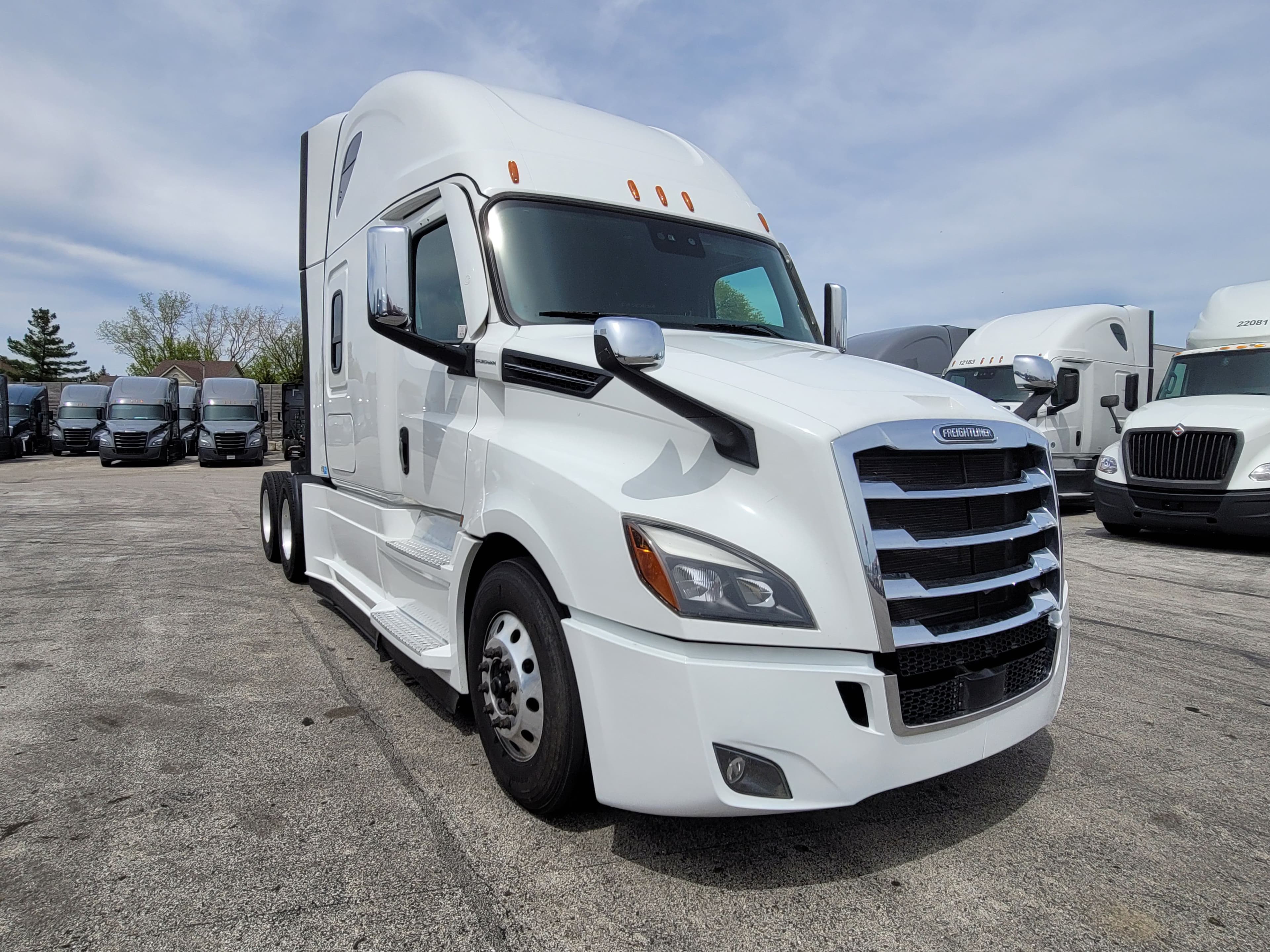 2022 Freightliner Cascadia 126 image 5