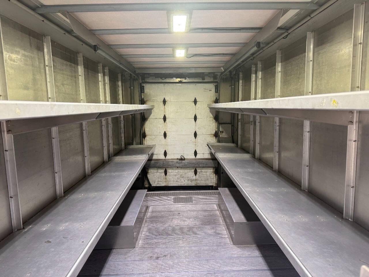 2021 Freightliner MT45 image 10