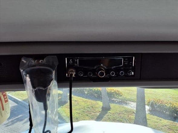 2025 Kenworth T880 image 34