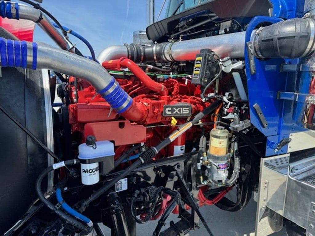 New 2027 KENWORTH W900L image 6