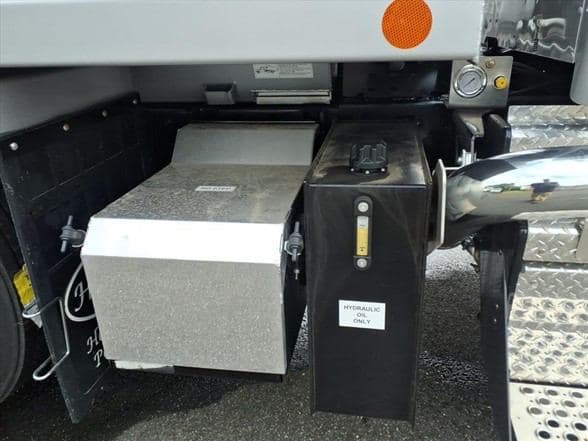 2026 Kenworth T880 image 4