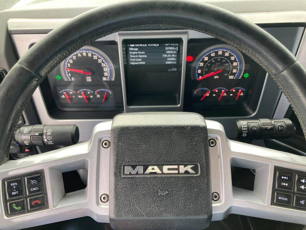 2020 Mack Anthem 64T Sleeper Semi Truck - 70" Condo Sleeper, 505HP, 18 Speed Manual image 13