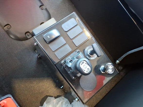 2026 Kenworth T880 image 16