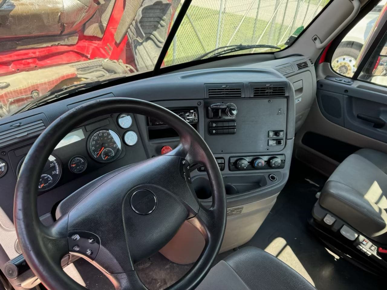 2018 Freightliner Cascadia image 5