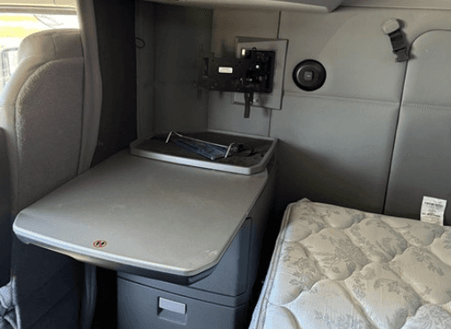 2020 Kenworth T880 image 7