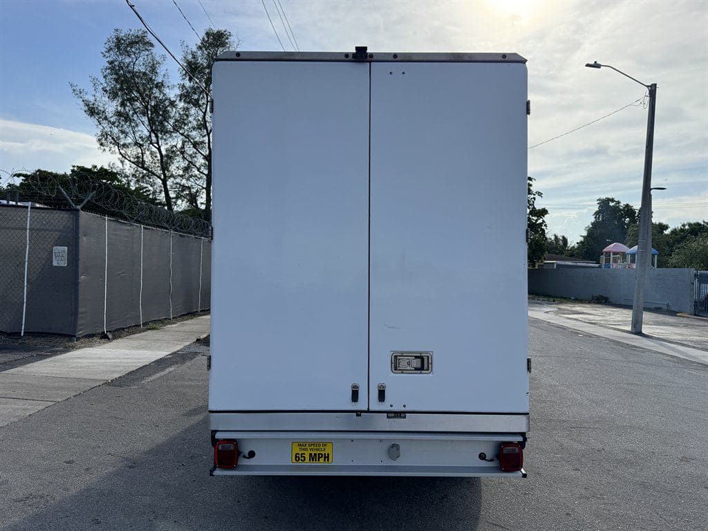 2023 Ford Transit T-350 image 12