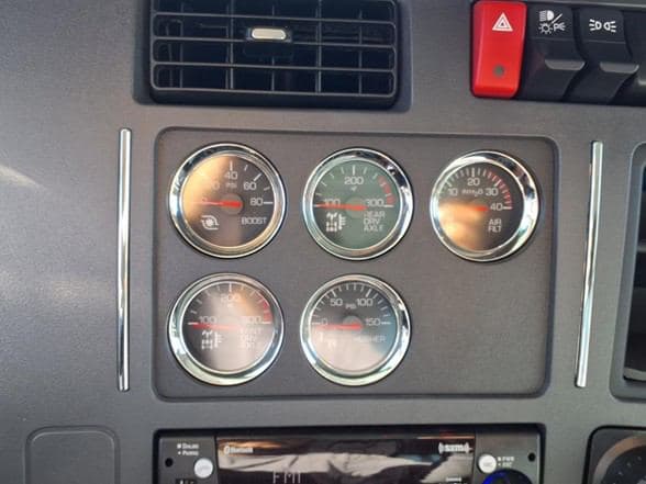 2026 Kenworth T880 image 14