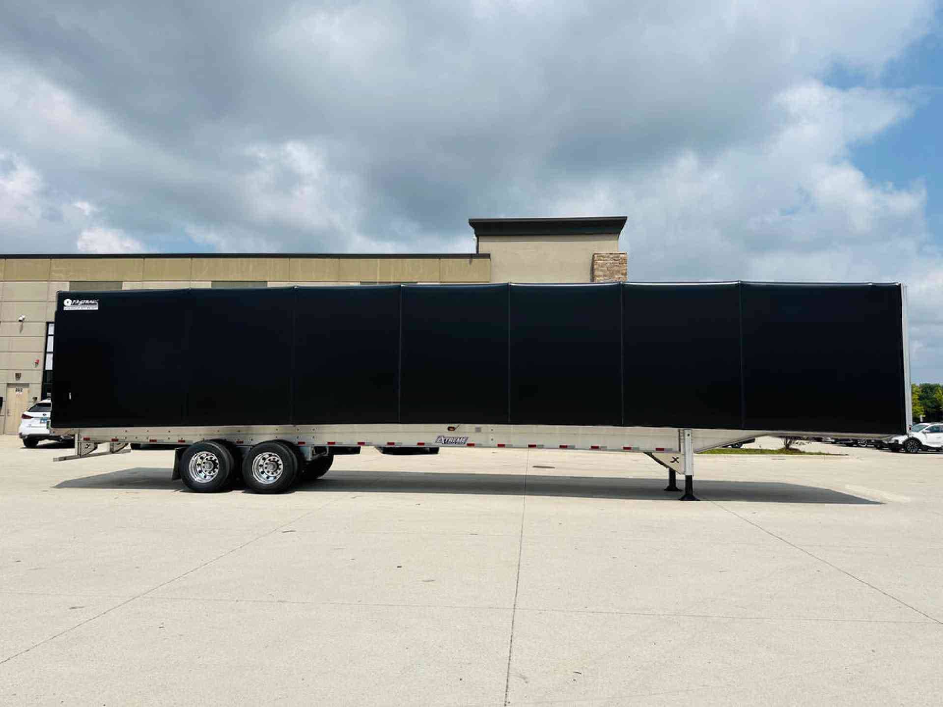 2027 Extreme XP55 Flatbed RAS w/ TarpStop Conestoga image 3