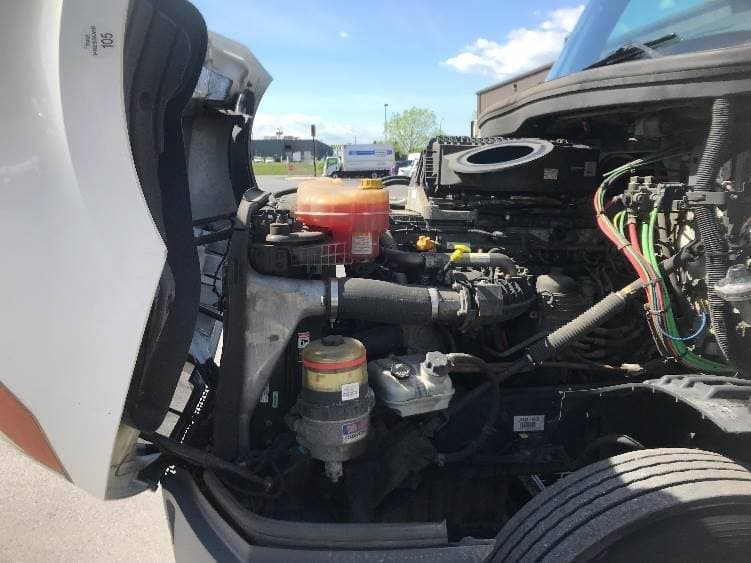 2018 Freightliner Cascadia image 3