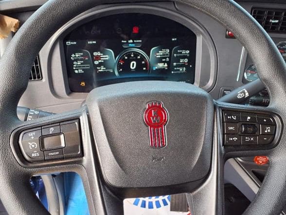 2026 Kenworth W990 image 14