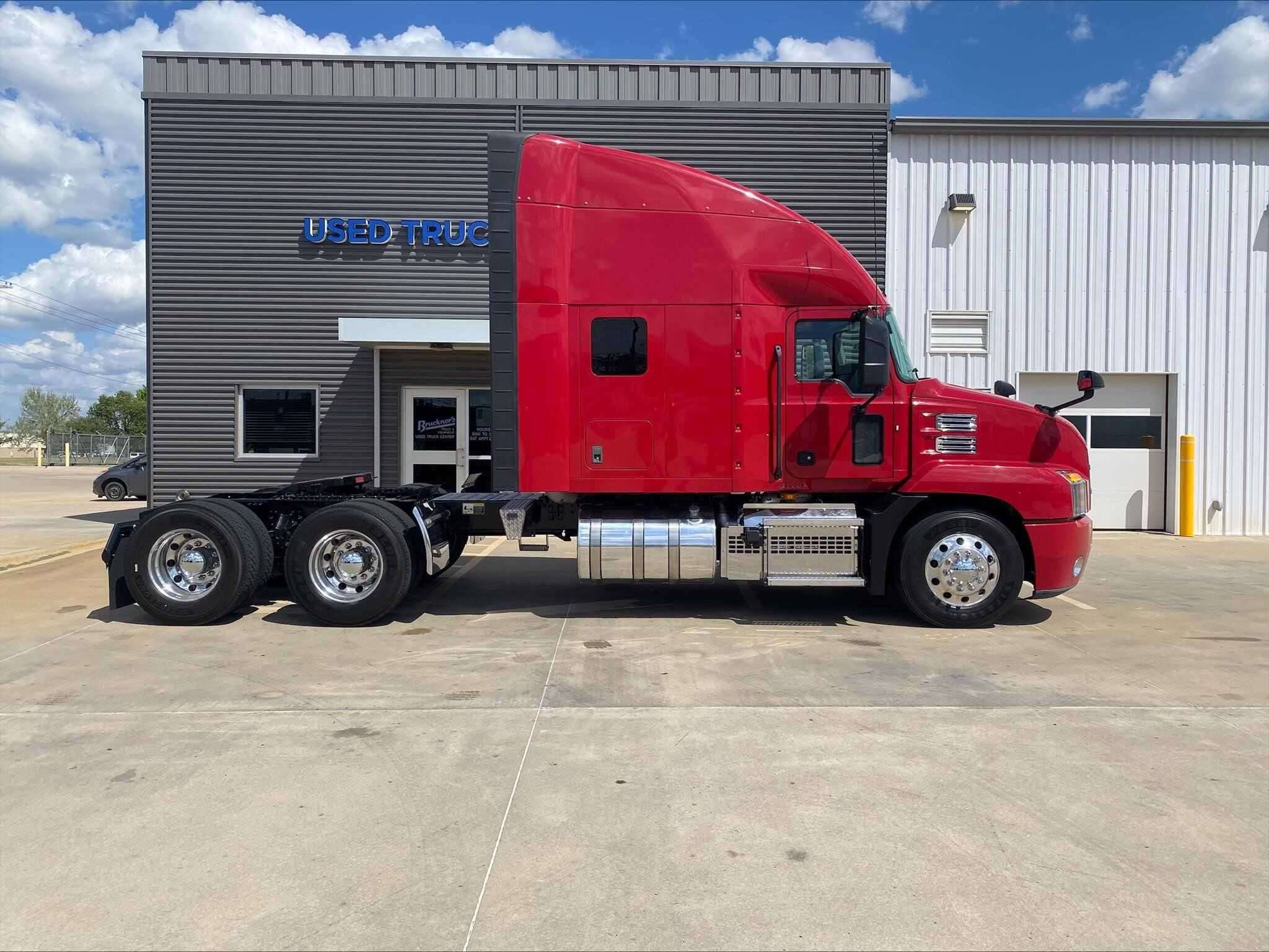 Used 2020 MACK ANTHEM Conventional - Sleeper Truck in Tulsa, OK image 4