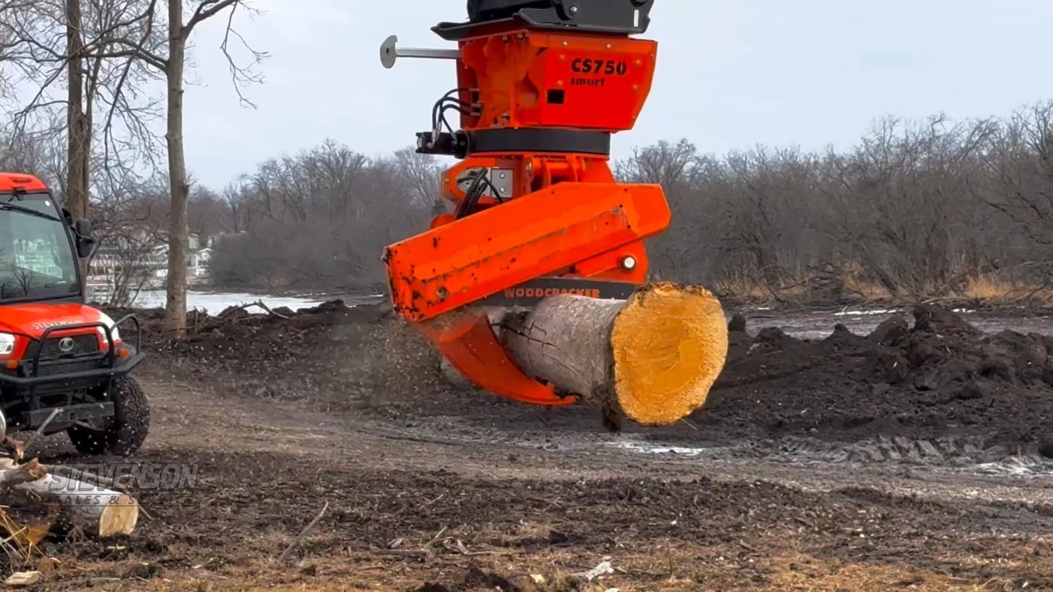 2024 MANITOU MRT3570 W/ Woodcracker CS750 image 8