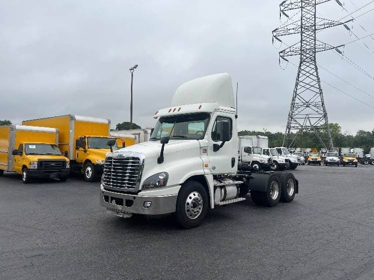 2018 Freightliner Cascadia image 11