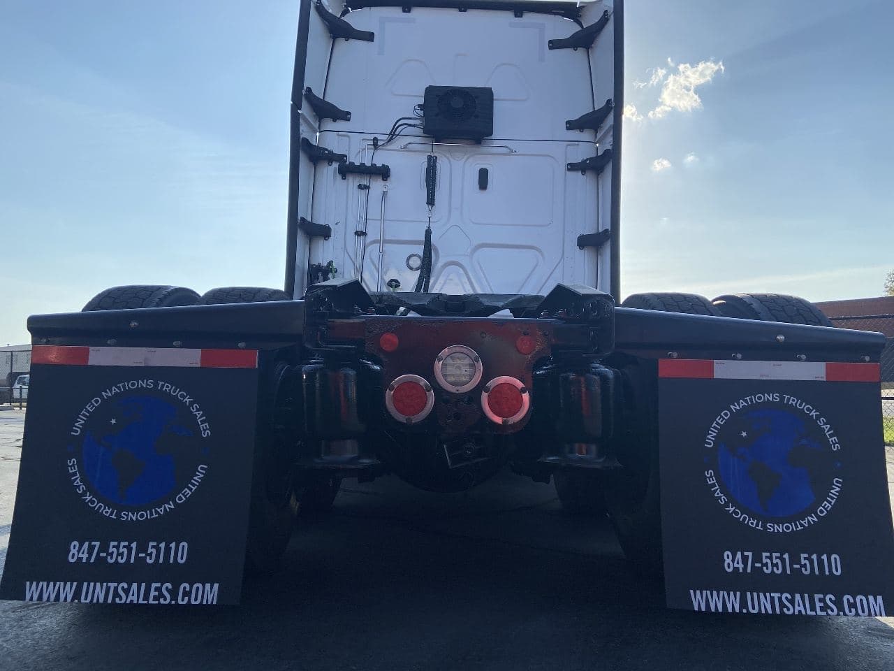 2021 Freightliner Cascadia image 6