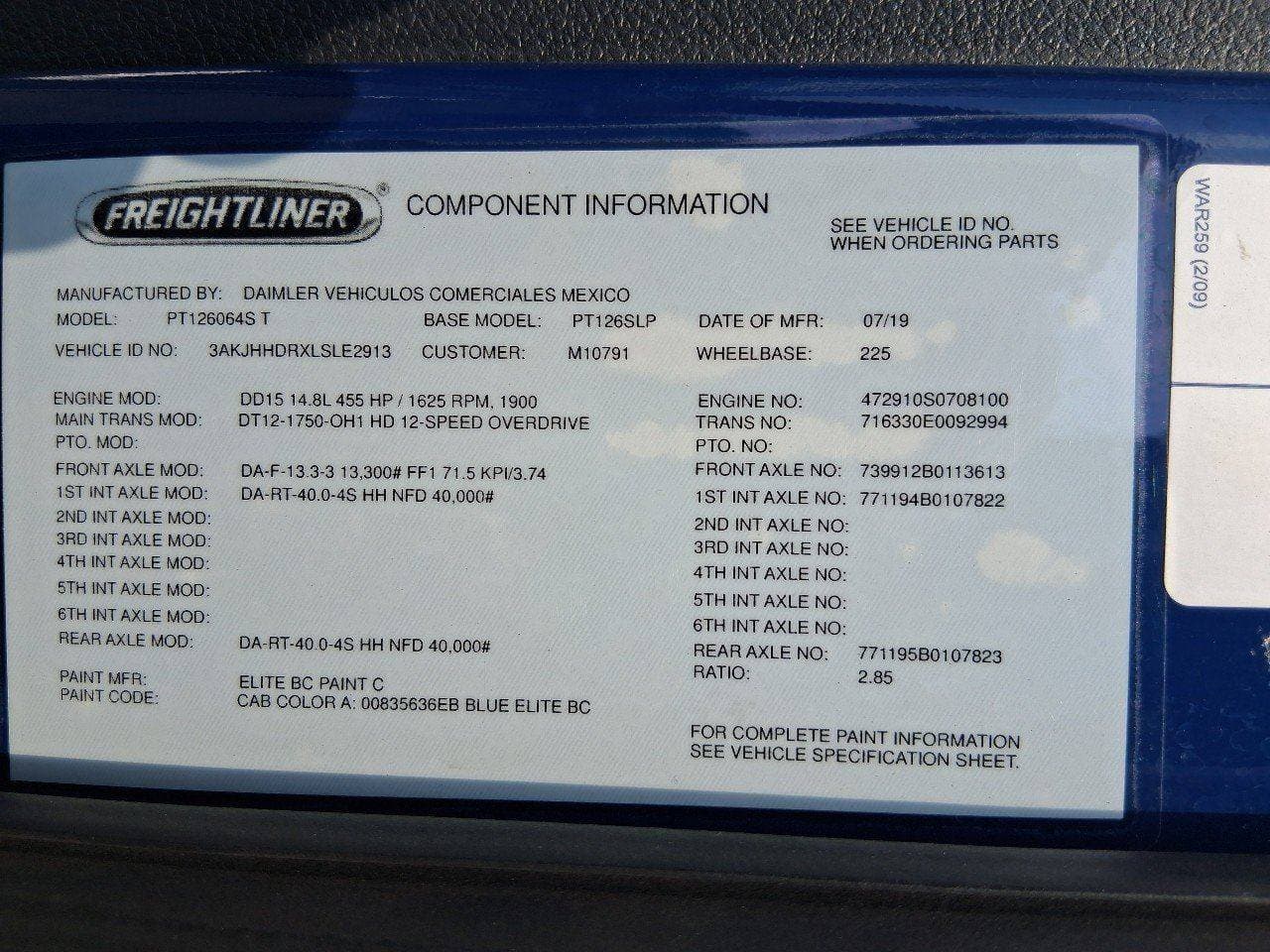 2020 FREIGHTLINER Cascadia CA126 Tandem Axle Sleeper image 21