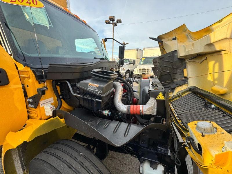 2020 International MV607 image 30