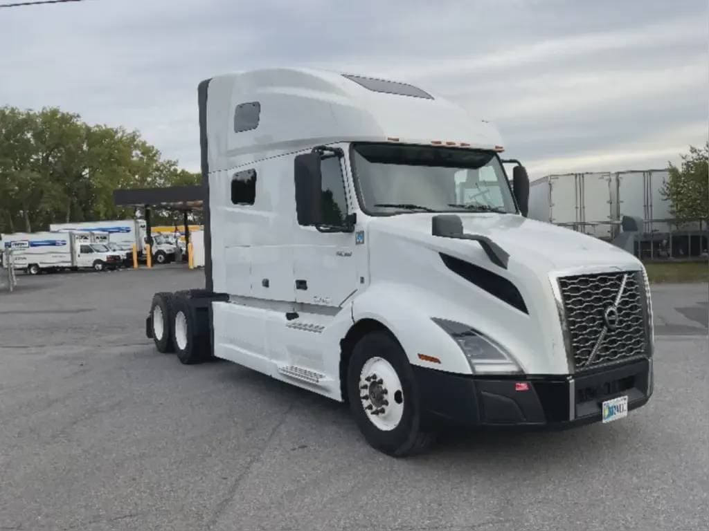 2022 Volvo VNL image 1