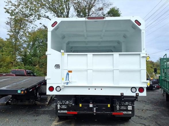 2025 Isuzu FTR image 5
