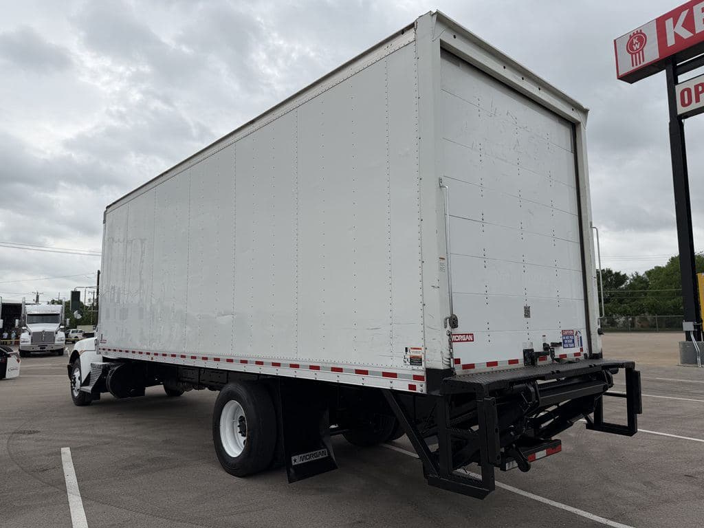 Used 2022 KENWORTH T270 image 14