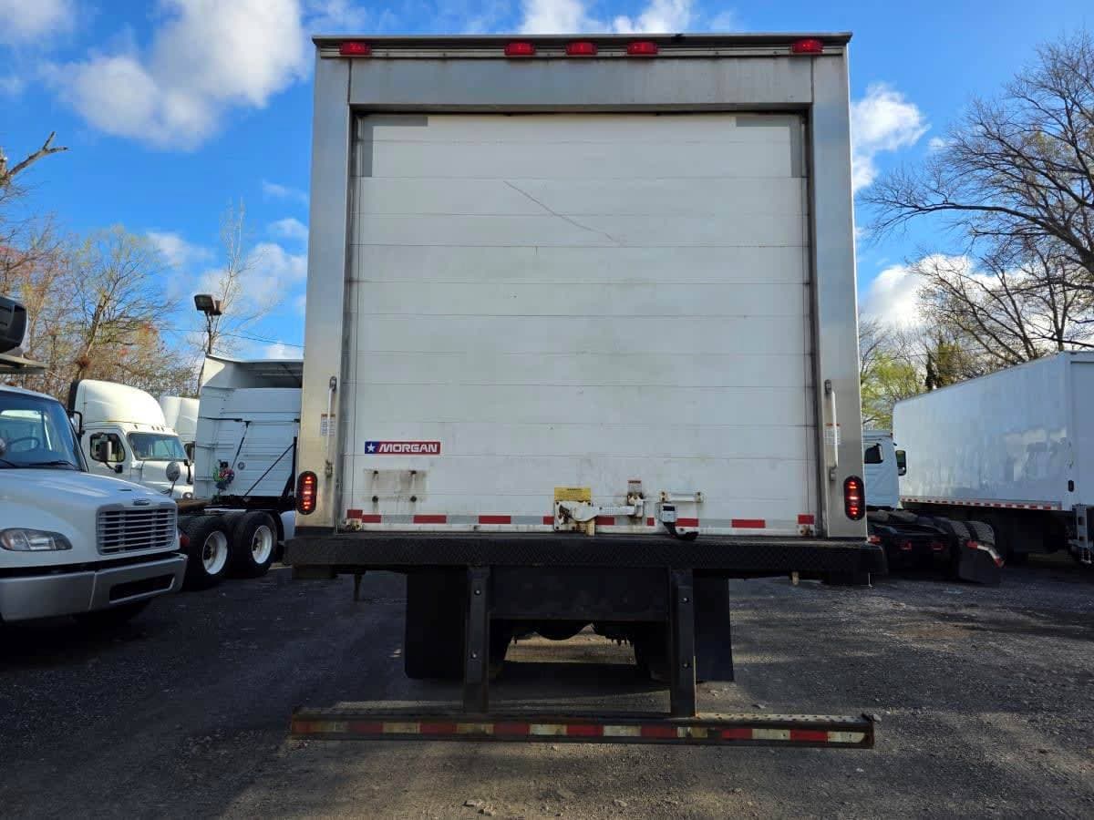 2020 Freightliner M2 image 5