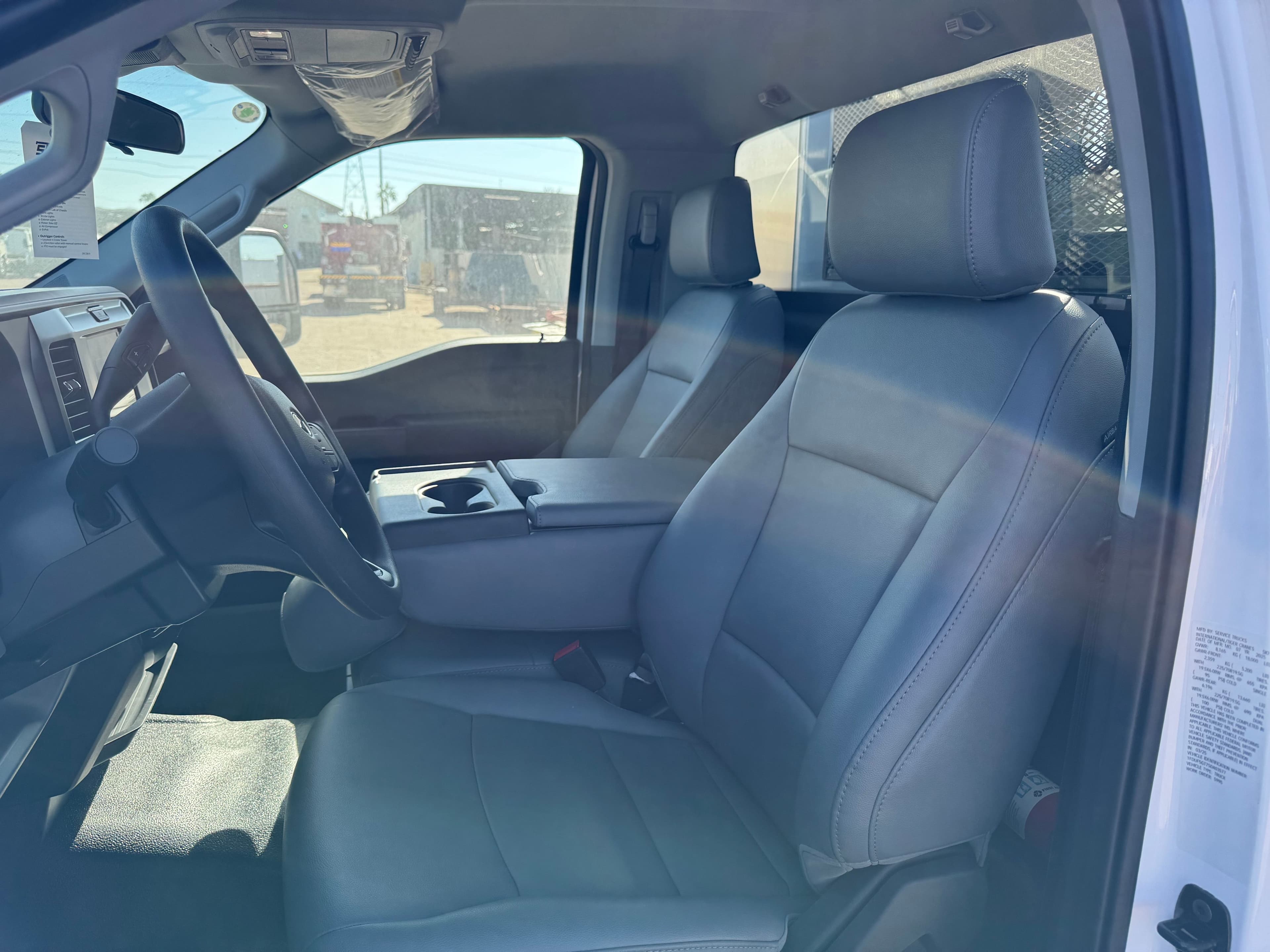 2025 Ford F-550 image 7