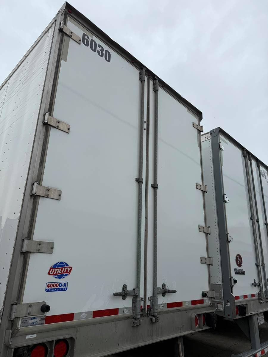 2021 Utility 53' Dry Van Trailer image 6
