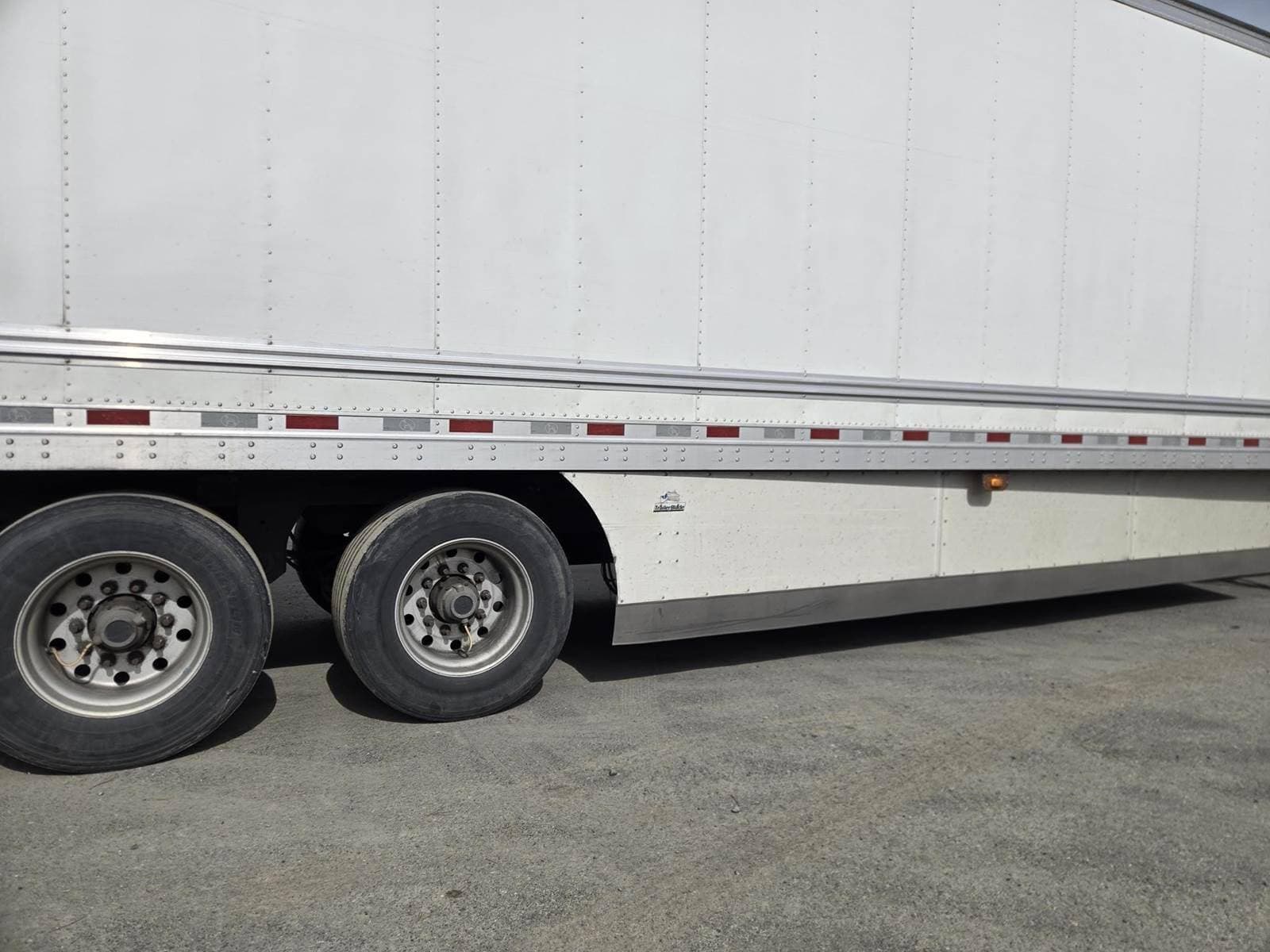 2019 Great Dane 53 ft Reefer Trailer - Fixed Axle, Swing Door, Thermo King image 7