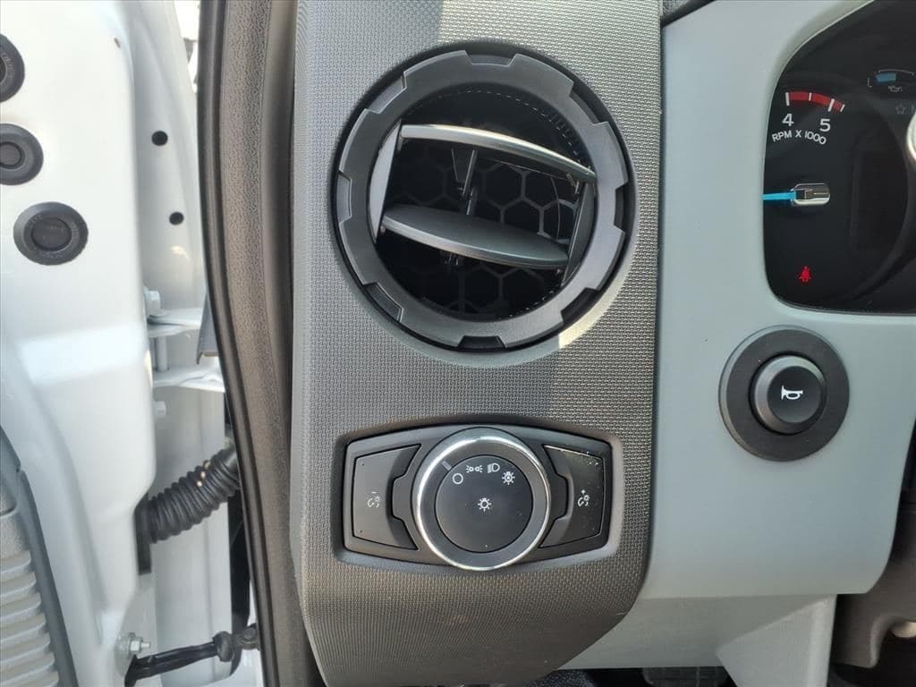 2027 Ford F750 SD image 13