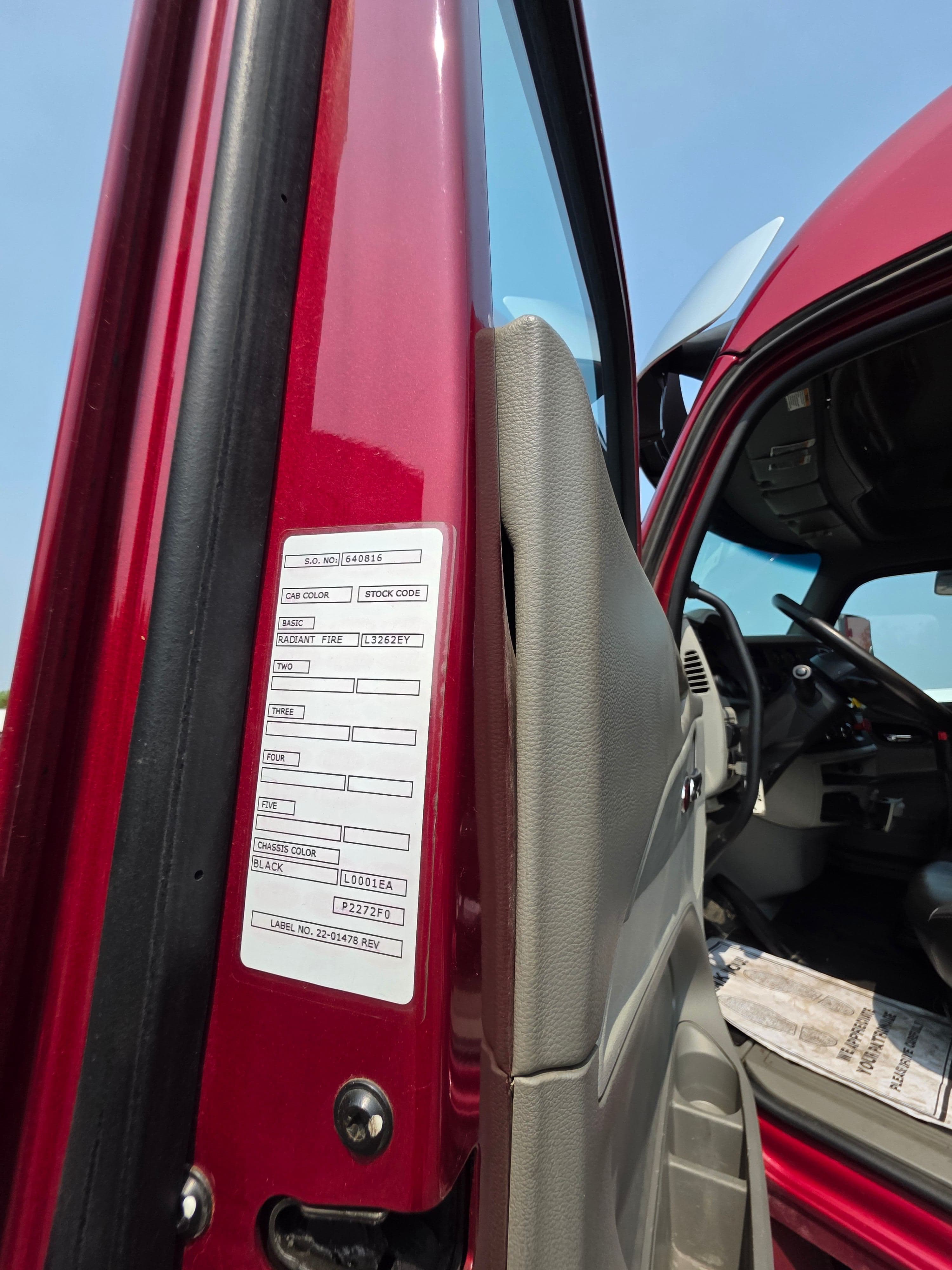 2019 Peterbilt 579 image 21