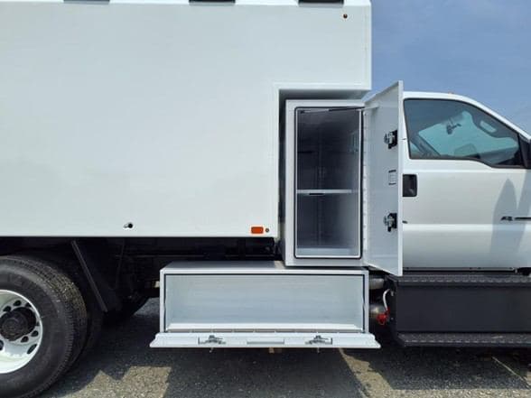 2026 Ford F750 SD image 17