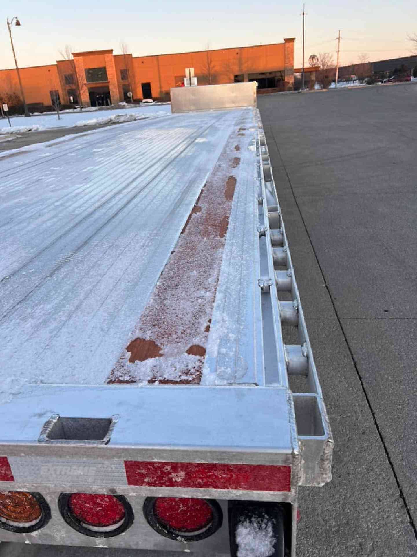 2027 Extreme XS70 Step Deck Tri Axle Low Pro R17.5 image 21