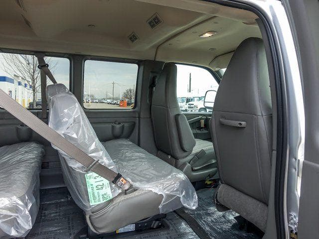 2025 Chevrolet Express 3500 LT Passenger image 10