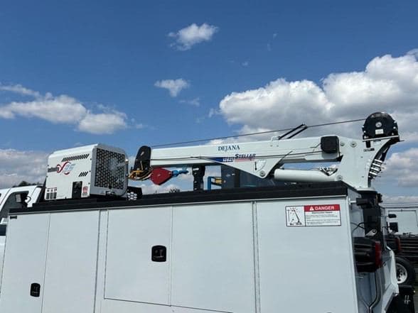 2025 Ford 4143D image 10