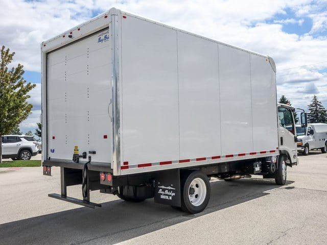 2025 Chevrolet 4500 HG LCF Gas Work Truck 150" Wheelbase Cab Chassis image 3